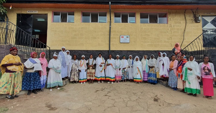 TİKA’dan Etiyopya’da Odun Taşıyan Kadınlar Derneği'ne destek