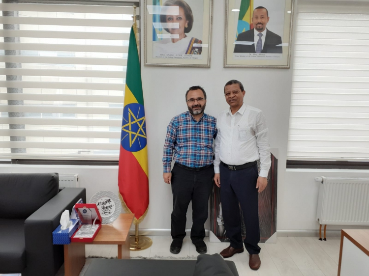 Ahmet Çakır  Etiyopya Başkonsolosluğu'nu ziyaret etti