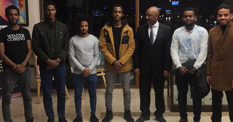 Büyükelçi Barkessa KYK yurdundaki Etiyopyalı öğrencilerle görüştü