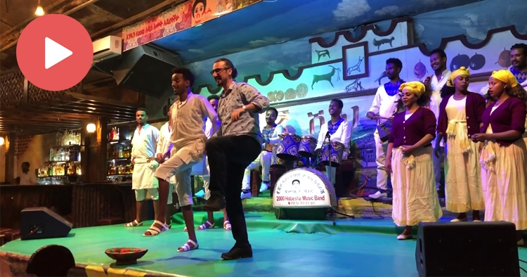 Addis Ababa'da Fatih Çakıcı'dan Etiyopya gurage dansı