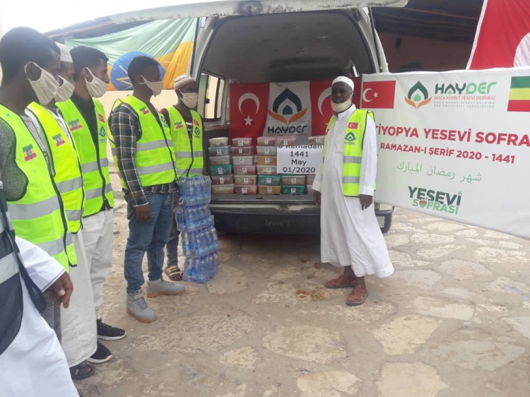 Hoca Ahmet Yesevi Derneği'den Etiyopya'da iftar