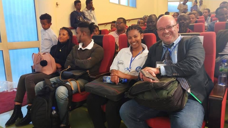 Etiyopya'da ilk düzenlenen yarışmaya Dr. Macit Koç'da katıldı