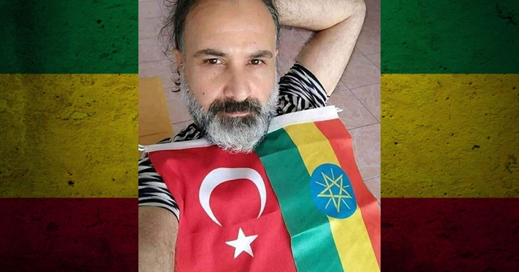 Türk iş insanı Mehmet Kazım Yıldırım'ın fotoğrafı viral oldu