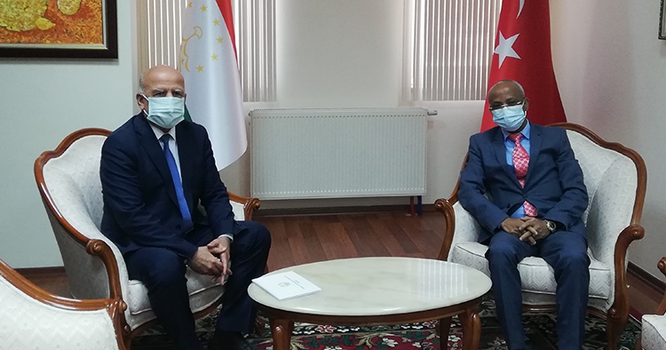 Büyükelçi Adem Mohammed, Tacikistan Büyükelçisi ile görüştü