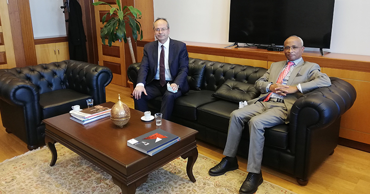 Etiyopya'nın Ankara Büyükelçisi Adem Mohammed'den Kılıç'a ziyaret